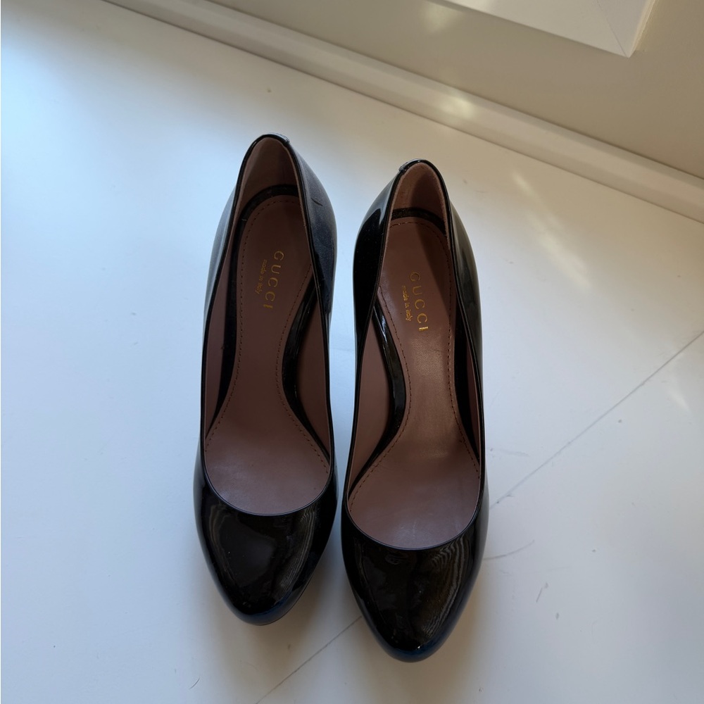 Gucci Black Patent Leather High Heel Pumps